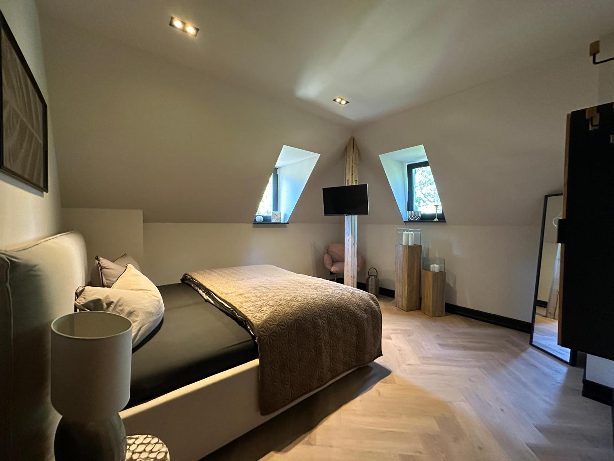 * Stadtvilla Plauen * * Aussergewoehnlich * 2 Zimmerwohnung * Zentrumsnah Extérieur photo