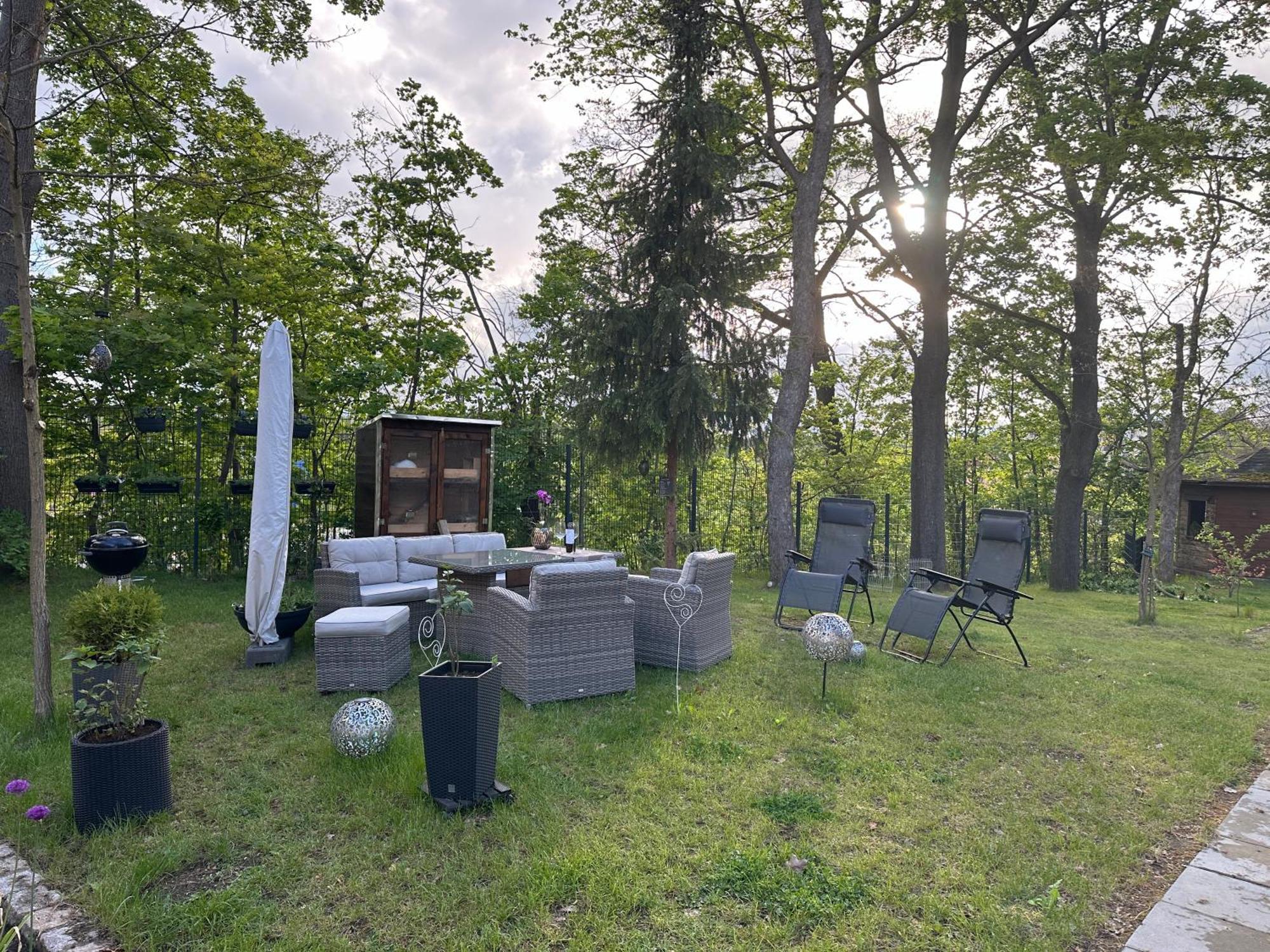 * Stadtvilla Plauen * * Aussergewoehnlich * 2 Zimmerwohnung * Zentrumsnah Extérieur photo